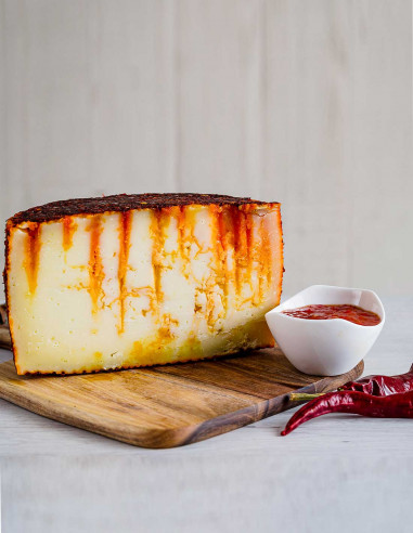 Queso de Oveja con Chili Inyectado